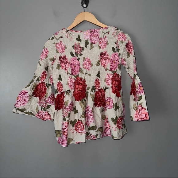 Jane and Delancey Floral bell sleeve blouse - Picture 6 of 6